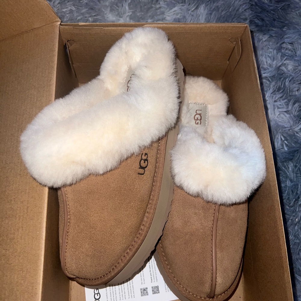 UGG Women's Brown Slippers with Plush White Lining